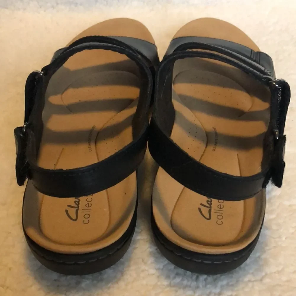 Clarks Collection Adjustable Sandals - Laurieann Style black size 10 wide